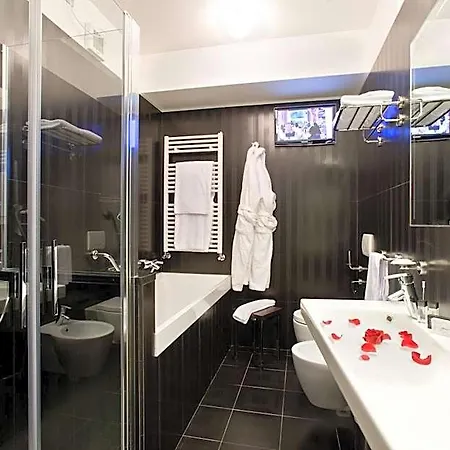 Coppe - Boutique 4* ترييستي